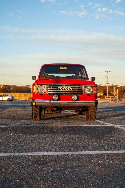 1987 Toyota Land Cruiser FJ60 photo 4